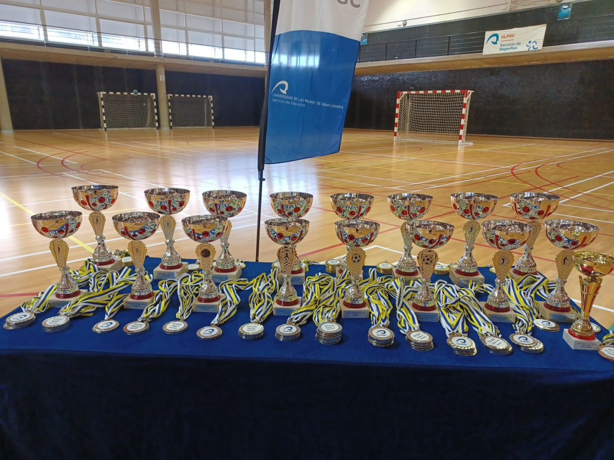 Imagen de archivo de la entrega del Trofeo Rector de equipos