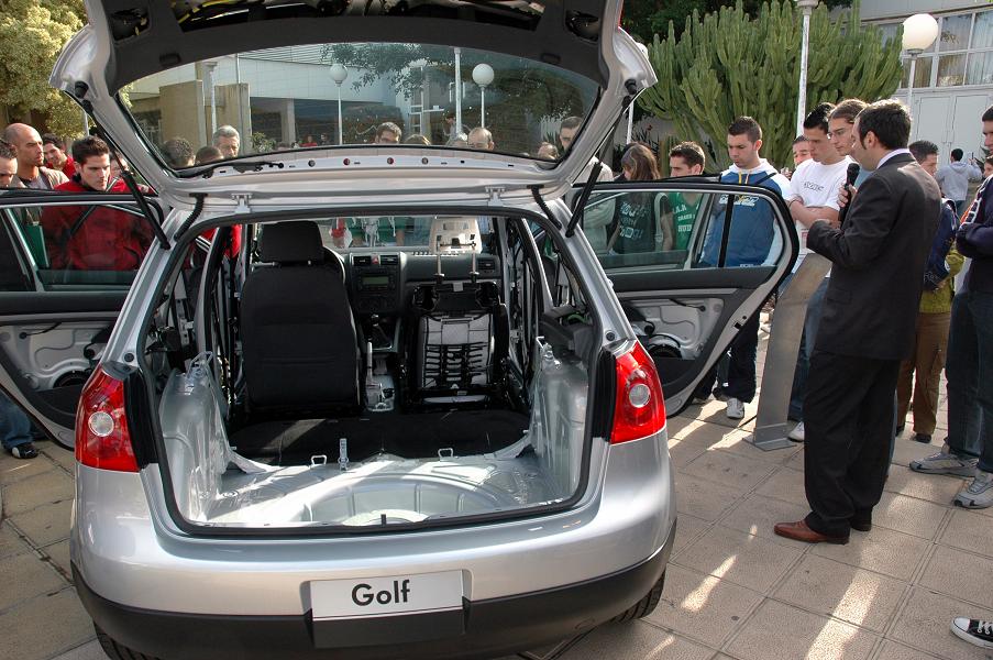 El coche cedido por Domingo Alonso S.A.