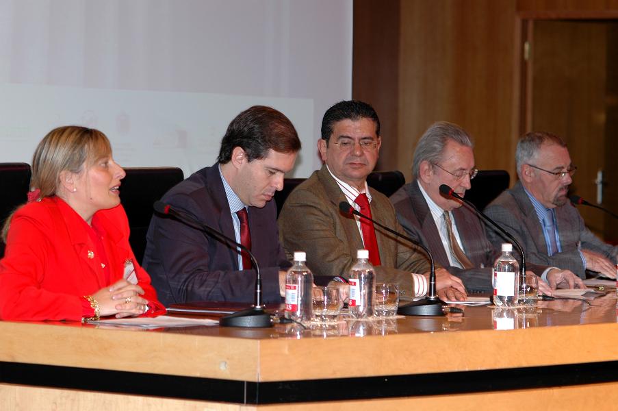 El Rector de la ULPGC, en un momento de la inauguración del Congreso
