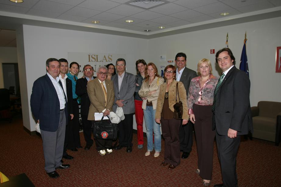 La delegación canaria, encabezada por el Rector de la ULPGC, junto con los representantes de la Universidad de San Antonio de Texas