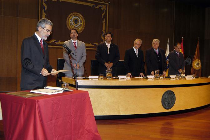 Toma de posesión del Rector de la ULPGC, José Regidor