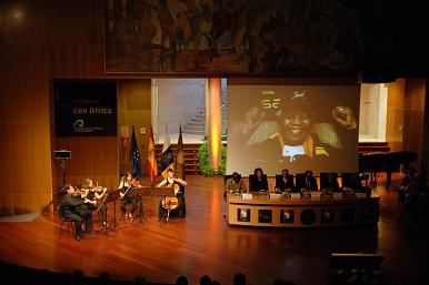 El acto contó también con actuaciones musicales