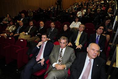 Los miembros del Grupo de Investigación (2ª fila de butacas)