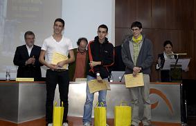 Foto de familia de los finalistas de la fase autonómica