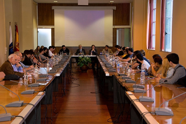 Imagen de la sesión constitutiva