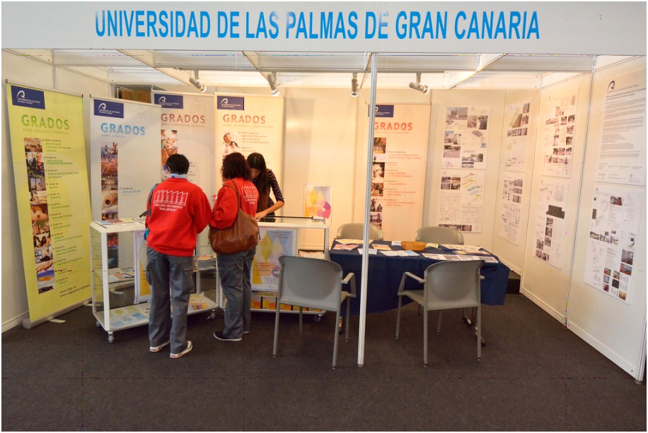 Stand de la ULPGC en la Feria Gran Canaria Accesible