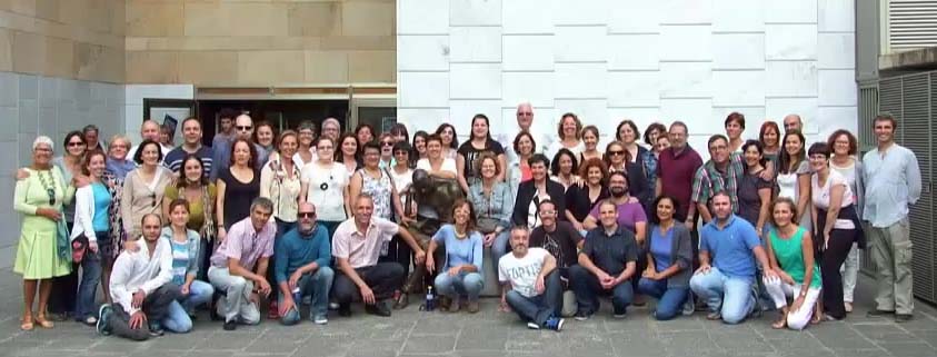 Foto de familia de los participantes en el flashmob