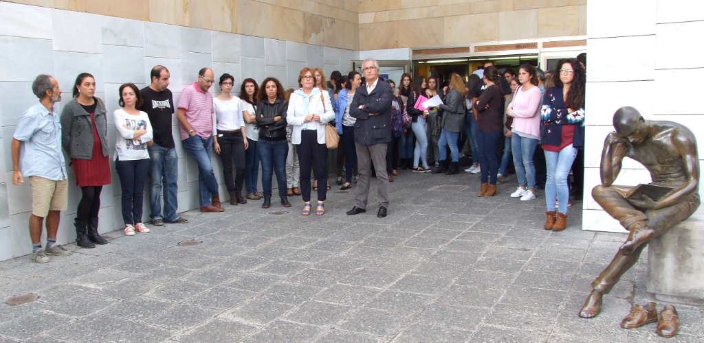 Minuto de silencio en la Biblioteca General de la ULPGC
