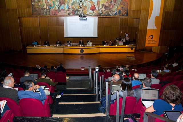 Imagen del debate sobre las enmiendas a la reforma de los Estatutos Universitarios