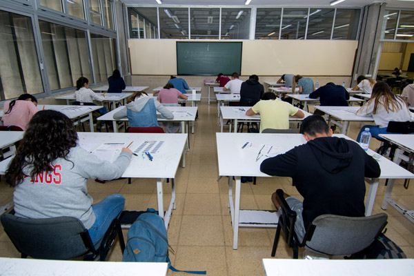 Imagen de la convocatoria de Junio de 2017 de la EBAU en el Campus de Tafira