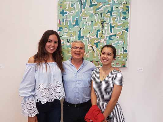 De izda. a dcha.: Elena Fuente, el Vicerrector Antonio S. Ramos y Zaida María Rodríguez