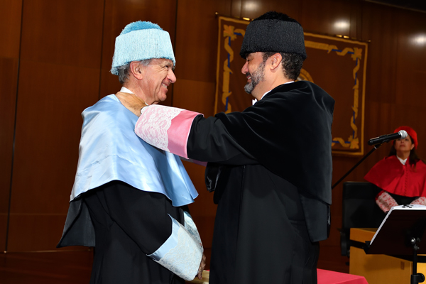 El Doctor Honoris Causa Miguel Rodríguez-Pantoja