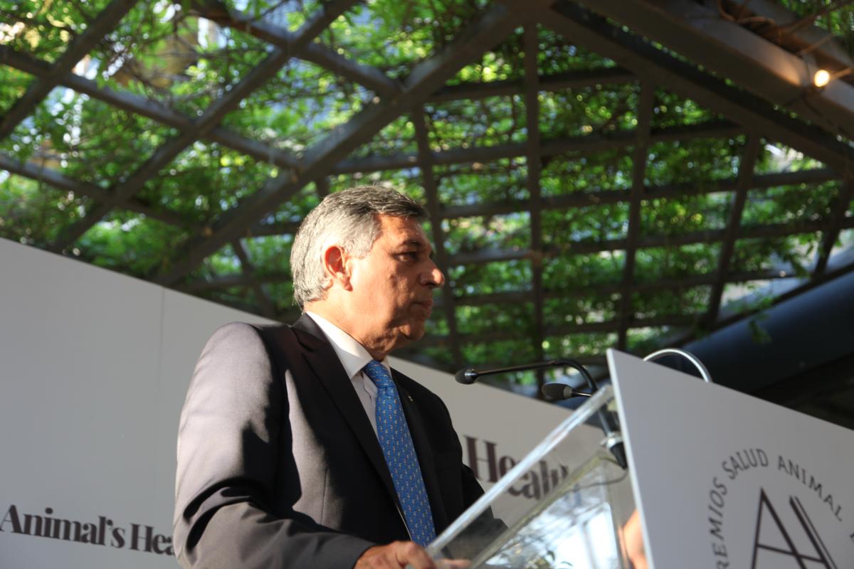 Antonio Fernández, durante su discurso. FOTO Animal's Health