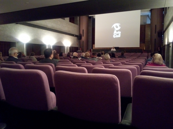 Imagen de archivo de una proyección del Aula de Cine en el Salón de Actos de Humanidades de la ULPGC