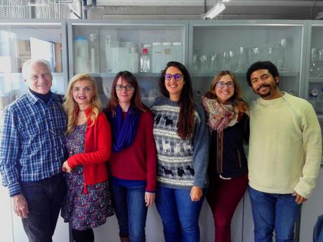 Equipo de investigadores del Grupo EOMAR, junto con la coordinadora May Gómez (2ª por la izda)