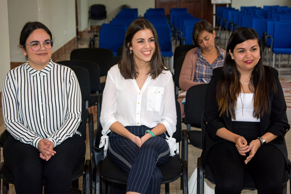 Las tres alumnas seleccionadas