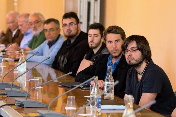 Imagen de la reunión constitutiva
