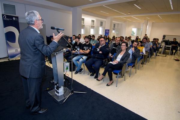 El Rector José Regidor inauguró el hackathon en la ULPGC