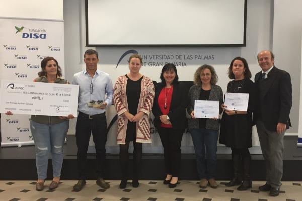 Entrega de los premios al ganador y los finalistas