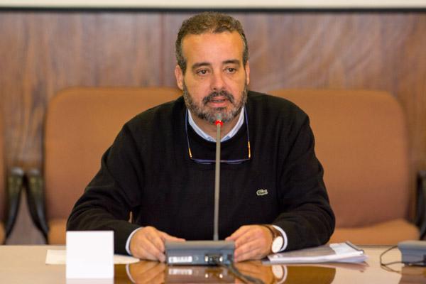 El Rector Robaina presidió la sesión extraordinaria