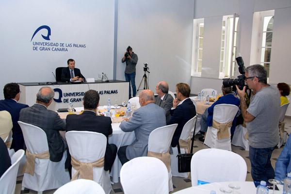 El Secretario General de Universidades durante su intervención en los Desayunos Universidad-Sociedad