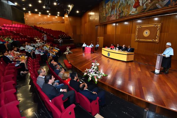 Imagen del Paraninfo universitario durante la celebración del Acto Académico