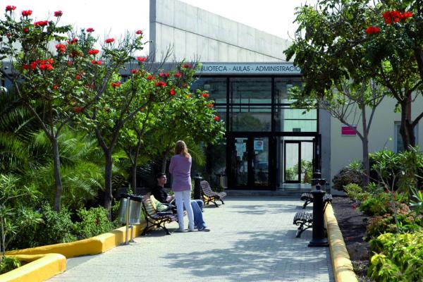 Imagen de archivo de la Facultad de Veterinaria