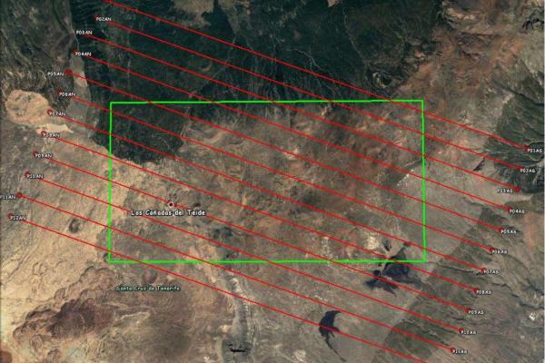 Ruta prevista del avión con los sensores hiperespectrales en el sur del Teide