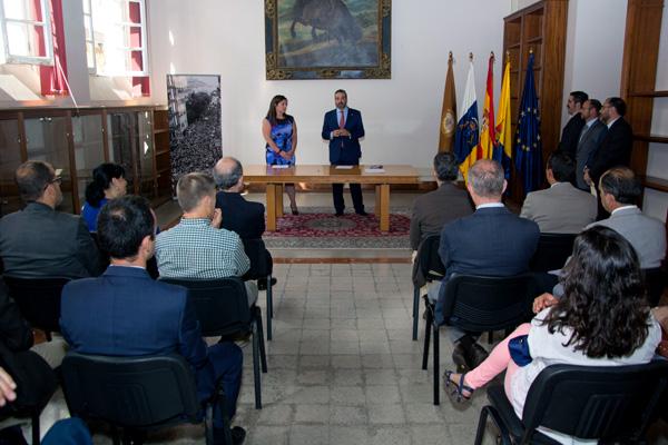 Otra imagen de la toma de posesión