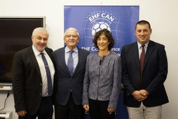Miembros del tribunal