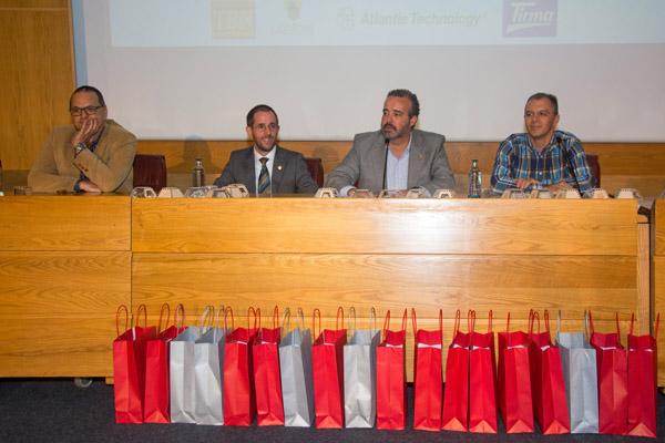 El acto de clausura estuvo presidido por el Rector Robaina (2ª por la dcha)