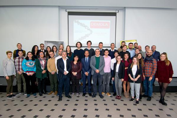 Foto de grupo de organizadores y participantes de la V edición de Demola Canarias