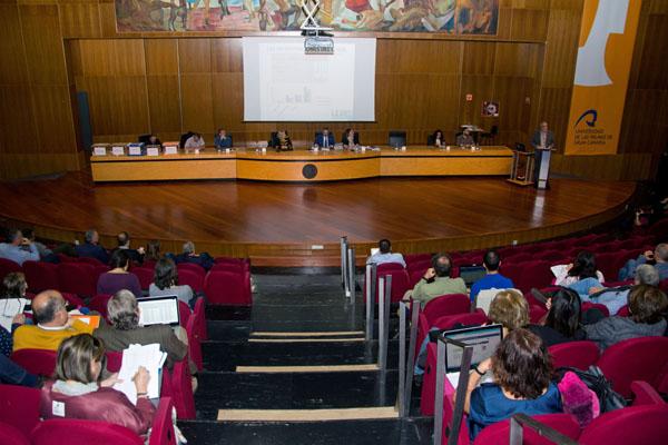 Imagen de la sesión del Claustro en el Paraninfo universitario