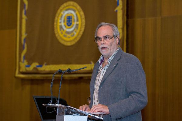 El Defensor Universitario, Francisco Ortega, durante la lectura de su informe