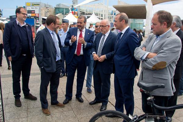 El Rector (3º por la izda), junto a otras autoridades, en la inauguración de FIMAR 2018