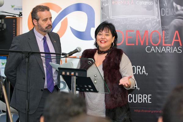 Imagen de la inauguración a cargo del Rector Robaina y la Vicerrectora de Empresa, Emprendimiento y Empleo