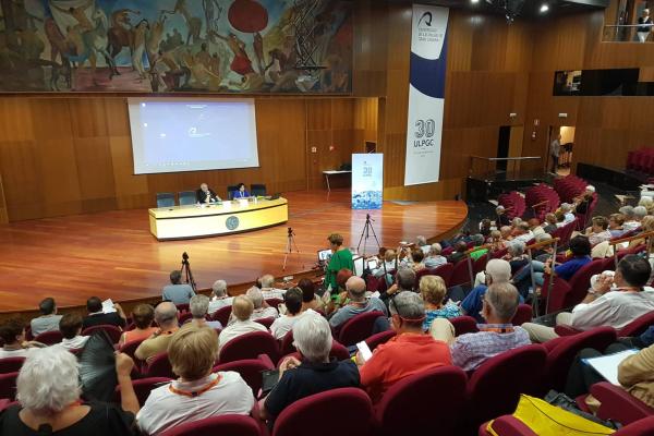 Imagen de una de las sesiones de las jornadas, celebrada en el Paraninfo de la ULPGC