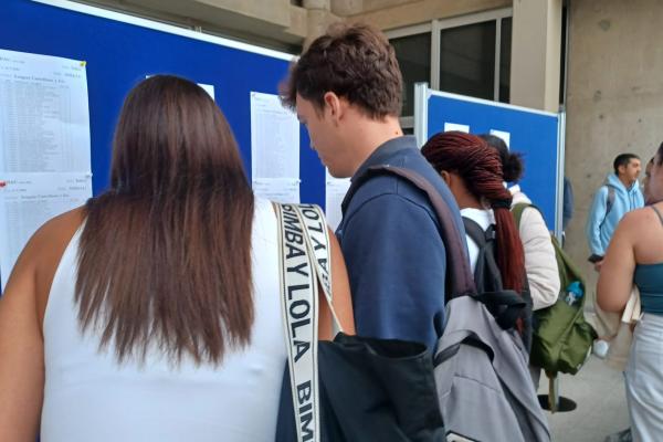 Instantáneamente suelo apoyo Primer listado de asignación de plazas de acceso de nuevos estudiantes en  las titulaciones de Grado en el curso 2022-2023 | ULPGC - Universidad de  Las Palmas de Gran Canaria